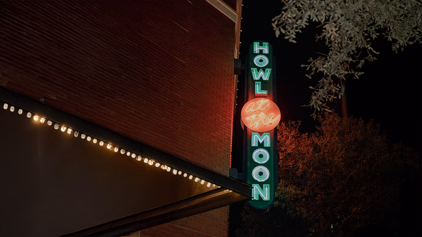 Howl at the Moon San Antonio